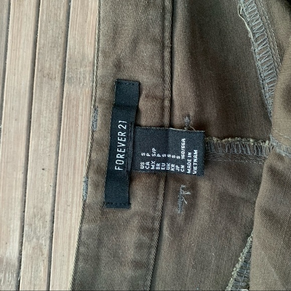 Casual army green pencil skirt - Picture 4 of 4